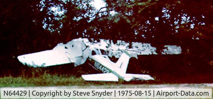 N64429, 1975 Cessna 172M C/N 17265220, I 