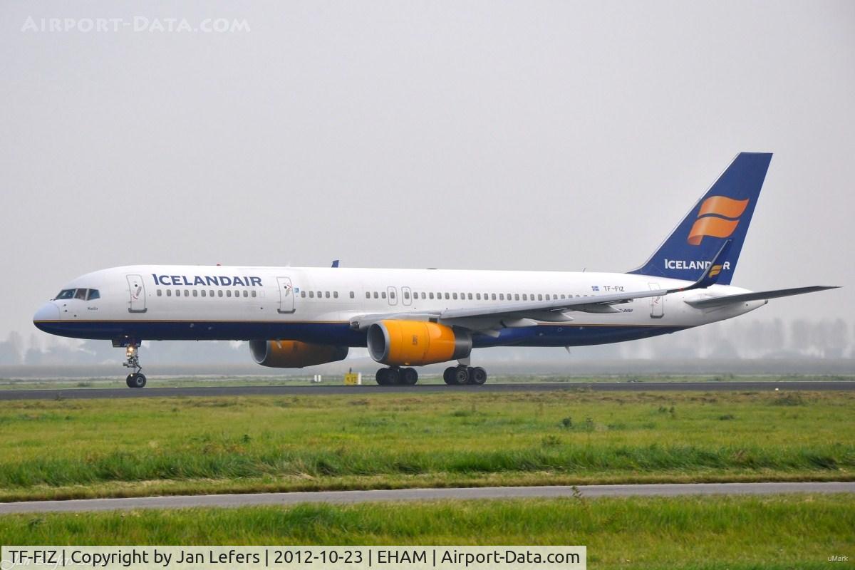 TF-FIZ, 2000 Boeing 757-256 C/N 30052, Icelandair 757