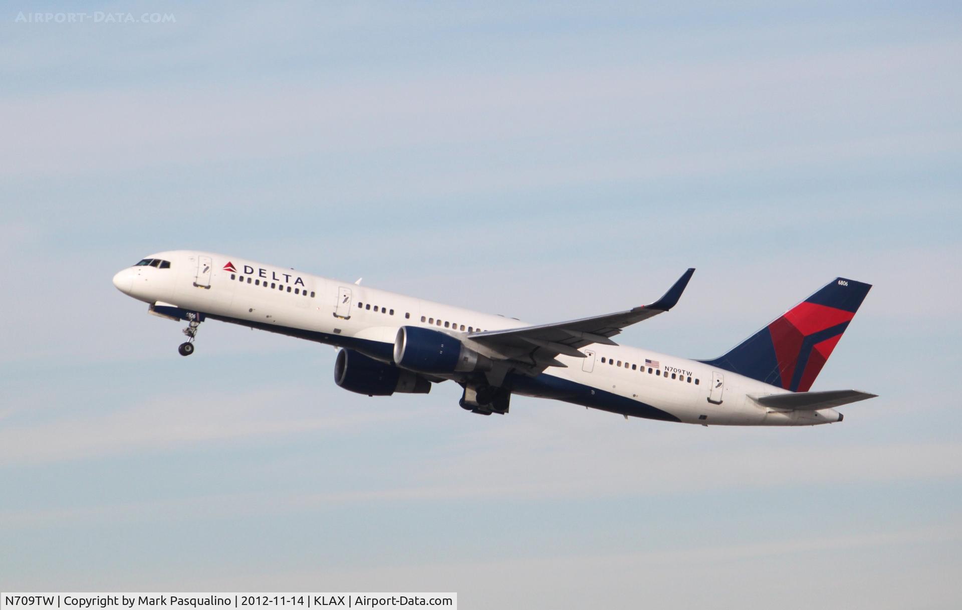 N709TW, 1997 Boeing 757-2Q8 C/N 28168, Boeing 757-200