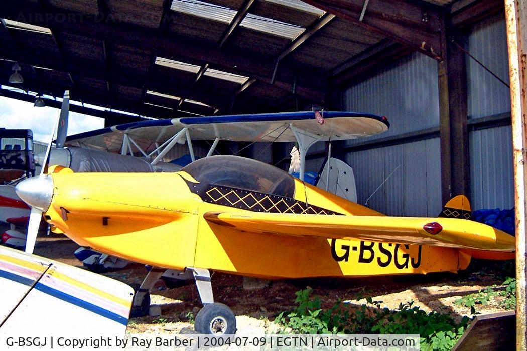 G-BSGJ, 1980 Monnett Sonerai II C/N 300, Monnett Sonerai II [300] Enstone~G 09/07/2004