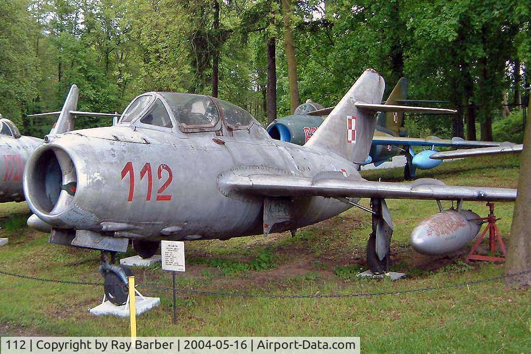 112, PZL-Mielec SBLim-2M (MiG-15UTI) C/N 1A10012, Mikoyan-Gurevich Lim-2M [1A10012] Drzonow-Lubuskie~SP 16/05/2004