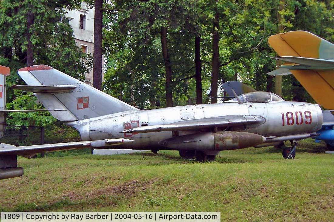 1809, Mikoyan-Gurevich LIM-2 C/N 1B01809, Mikoyan-Gurevich Lim-2 [1B01809] Drzonow-Lubuskie~SP 16/05/2004