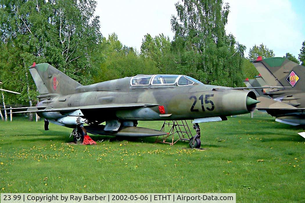 23 99, Mikoyan-Gurevich MiG-21US C/N 01685134, Mikoyan-Gurevich MiG-21US Mongol-B [01685134] Cottbus~D 06/05/2002