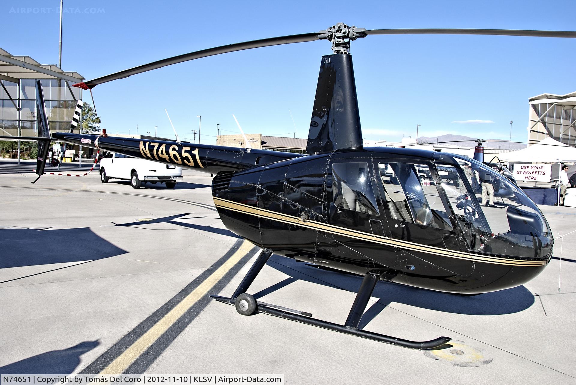N74651, 2005 Robinson R44 II C/N 10822, N74651 2005 Robinson R44 II C/N 10822

Las Vegas - Nellis AFB (LSV / KLSV)
USA - Nevada, November 10, 2012
Photo: TDelCoro