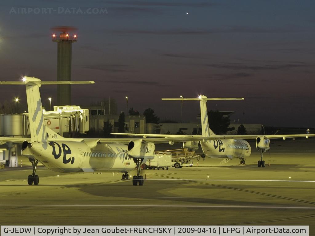 G-JEDW, 2004 De Havilland Canada DHC-8-402Q Dash 8 C/N 4093, FLYBE at CDG T1