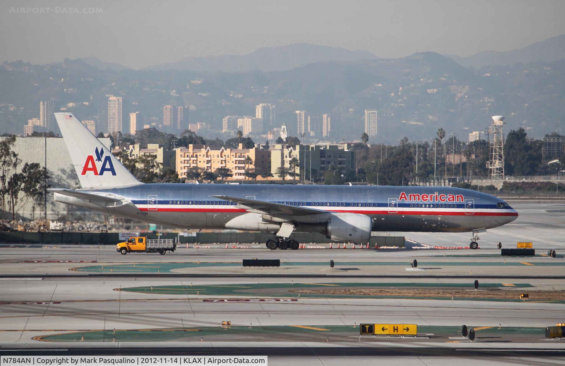 N784AN, 2000 Boeing 777-223 C/N 29588, Boeing 777-200