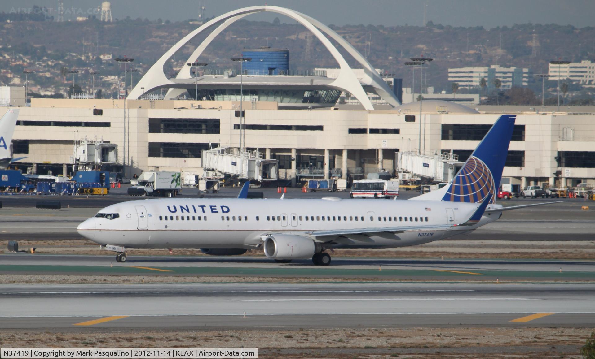 N37419, 2008 Boeing 737-924/ER C/N 31666, Boeing 737-900ER