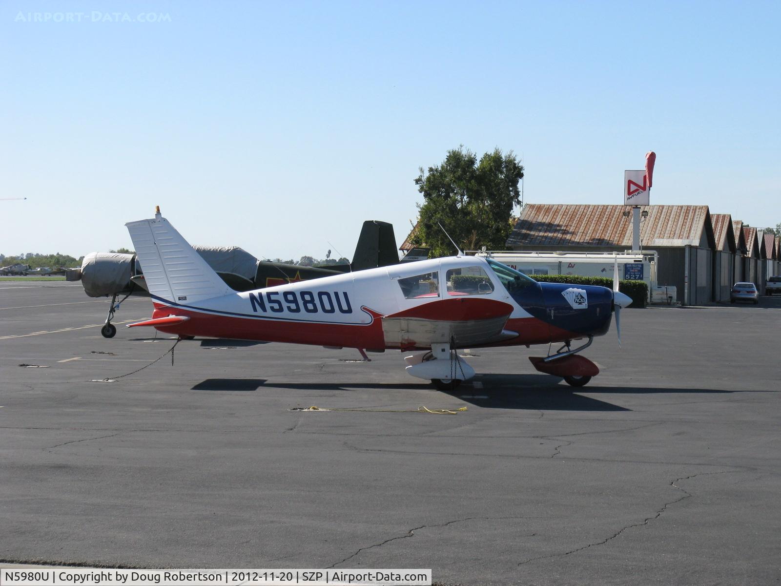 N5980U, 1970 Piper PA-28-140 C/N 28-26870, 1970 Piper PA-28-140 CRUISER, Lycoming O-320-E2A 150 Hp, Swing-up baggage door on fuselage right side for 200 lb. allowance. The Cherokee 140s do not have this.