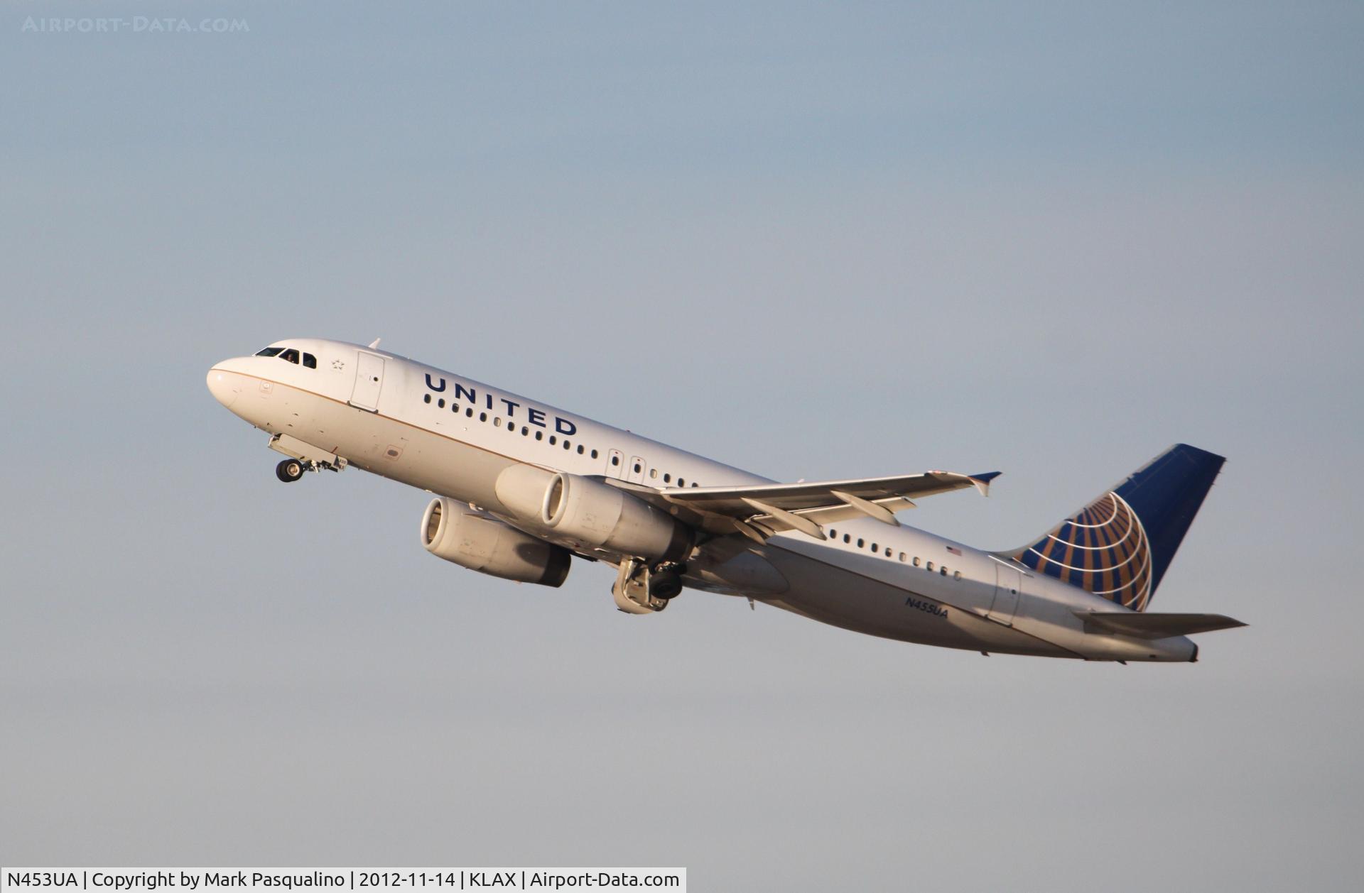 N453UA, 1999 Airbus A320-232 C/N 1001, Airbus A320