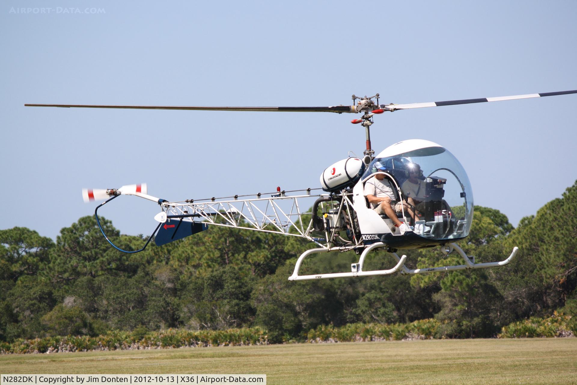 N282DK, 1958 Bell 47G-2 C/N 2255, Bell 47G-2 (N282DK) departs Buchan Airport