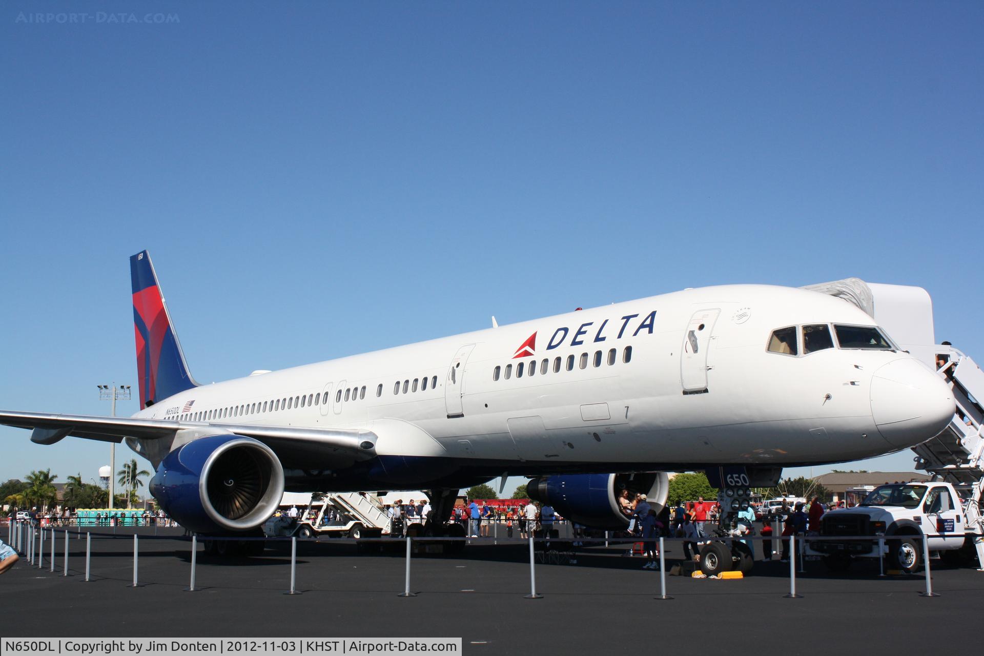 N650DL, 1989 Boeing 757-232 C/N 24390, Delta Boeing 757-200 (N650DL) sits on static display at Wings over Homestead