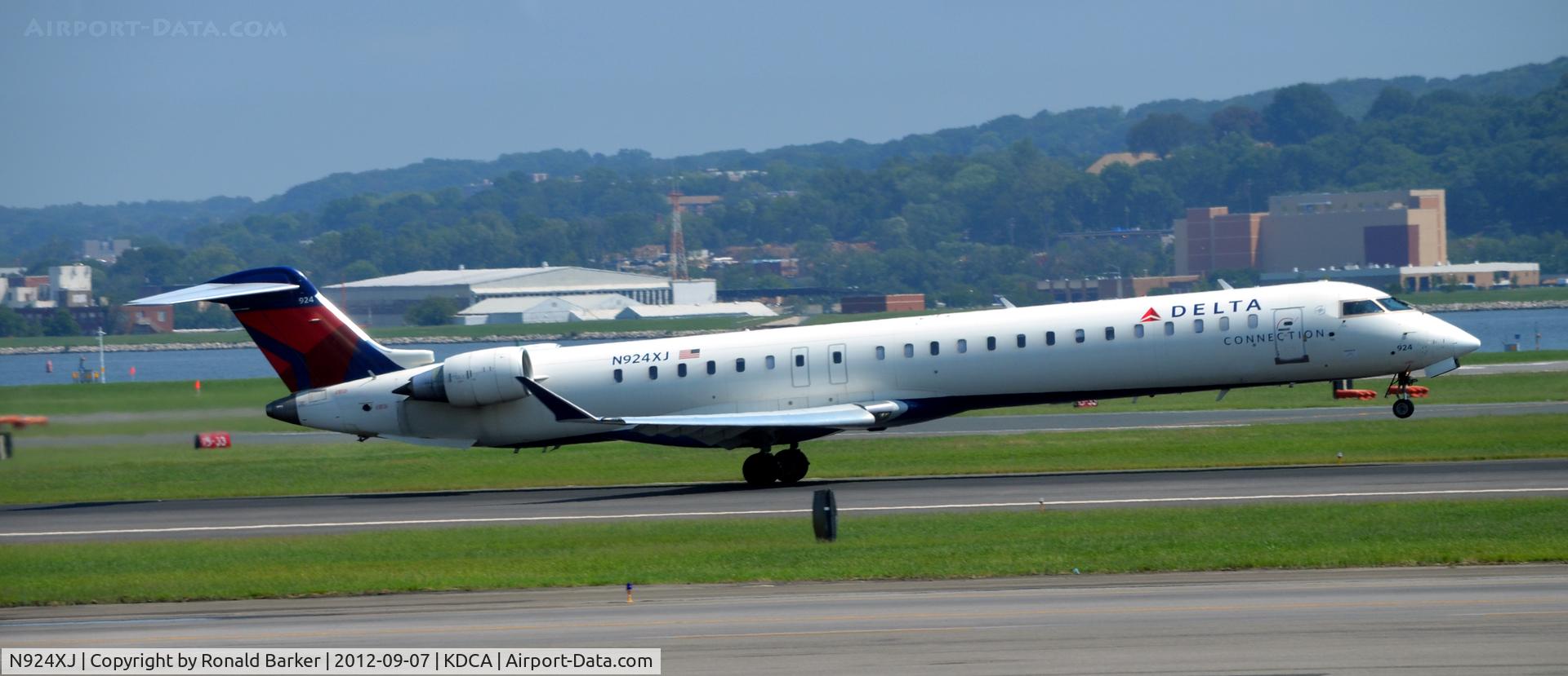N924XJ, 2008 Bombardier CRJ-900ER (CL-600-2D24) C/N 15179, Takeoff DCA