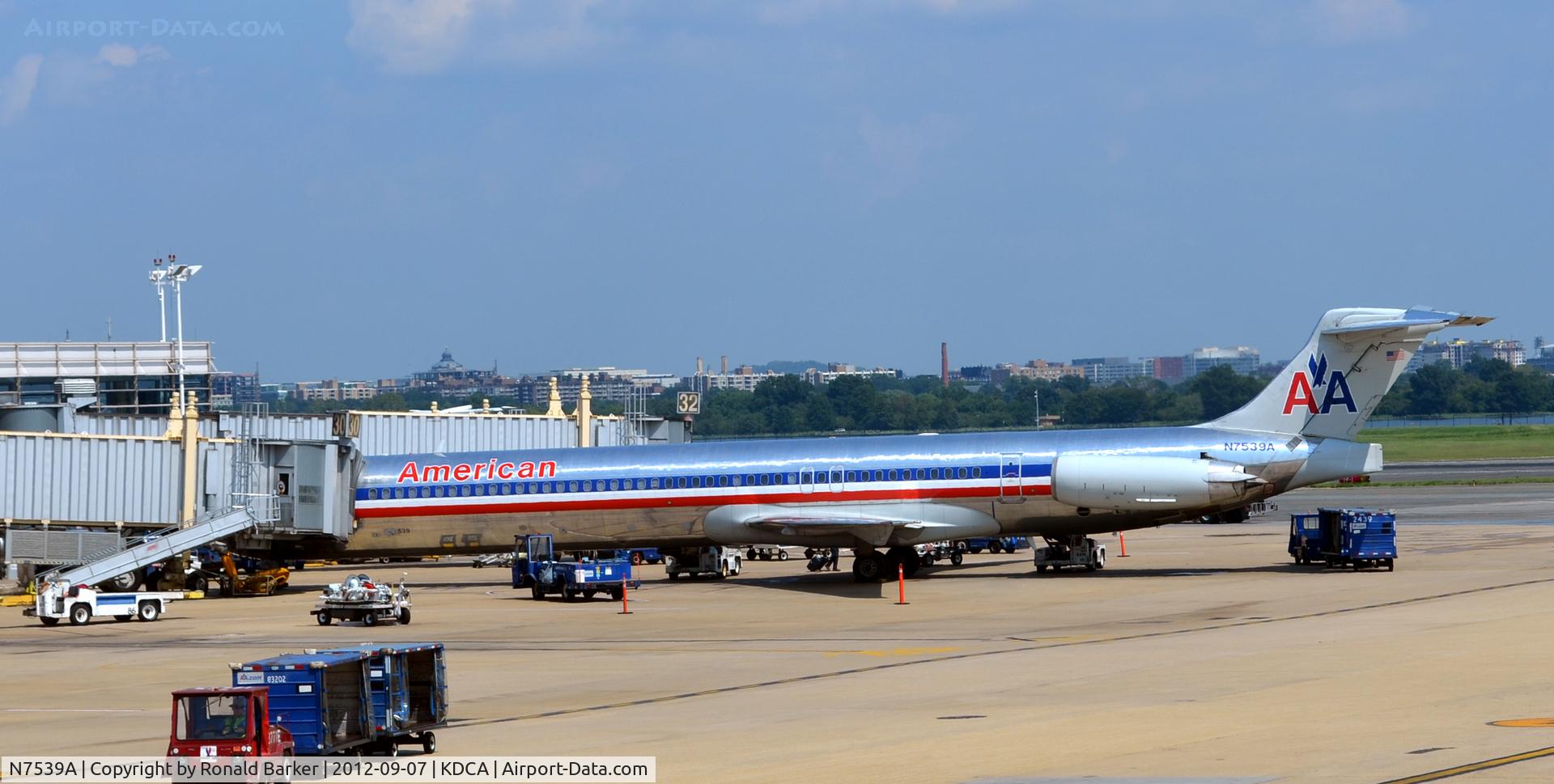N7539A, 1990 McDonnell Douglas MD-82 (DC-9-82) C/N 49993,  DCA, VA