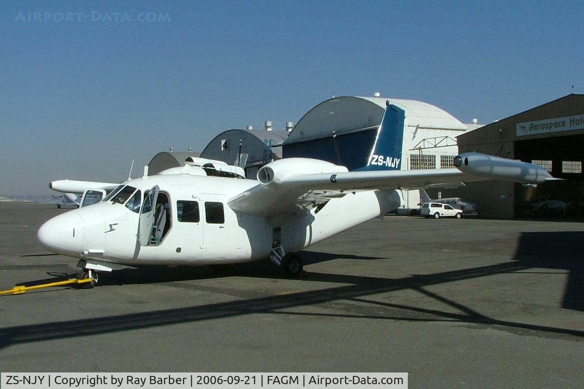 ZS-NJY, Piaggio P-166S Albatross C/N 445, Piaggio P.166S Albatross [445] Rand~ZS 21/09/2006