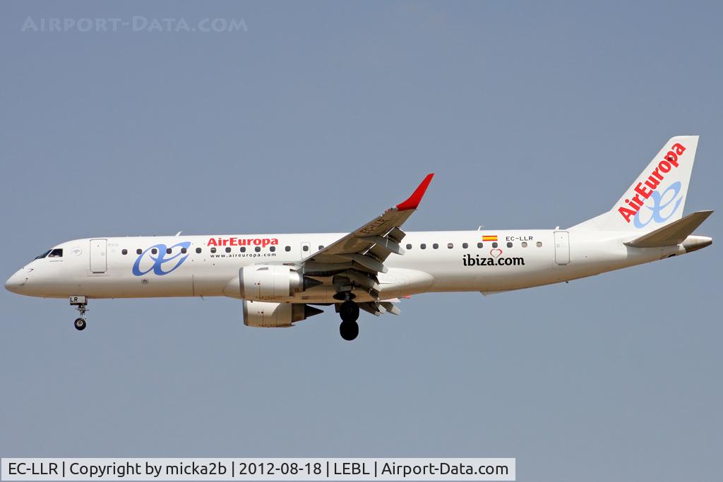 EC-LLR, 2011 Embraer 195LR (ERJ-190-200LR) C/N 19000452, Landing