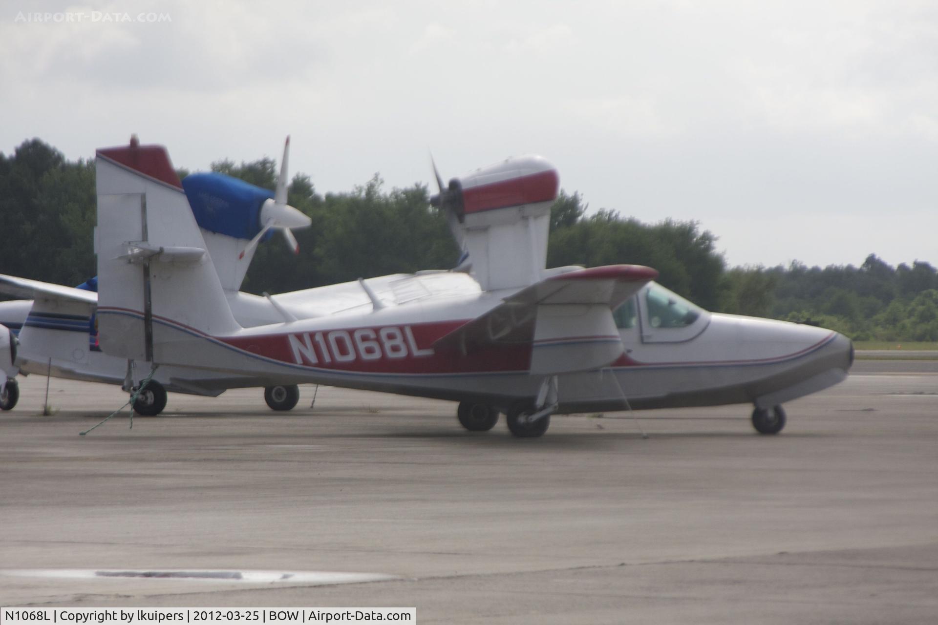 N1068L, 1975 Lake LA-4-200 Buccaneer C/N 661, resting at Bartow