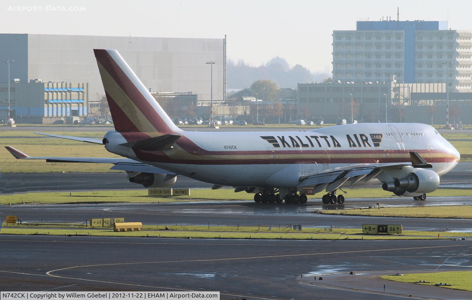 N742CK, 1990 Boeing 747-446 C/N 24424, Taxi to runway 24 of Schiphol Airport