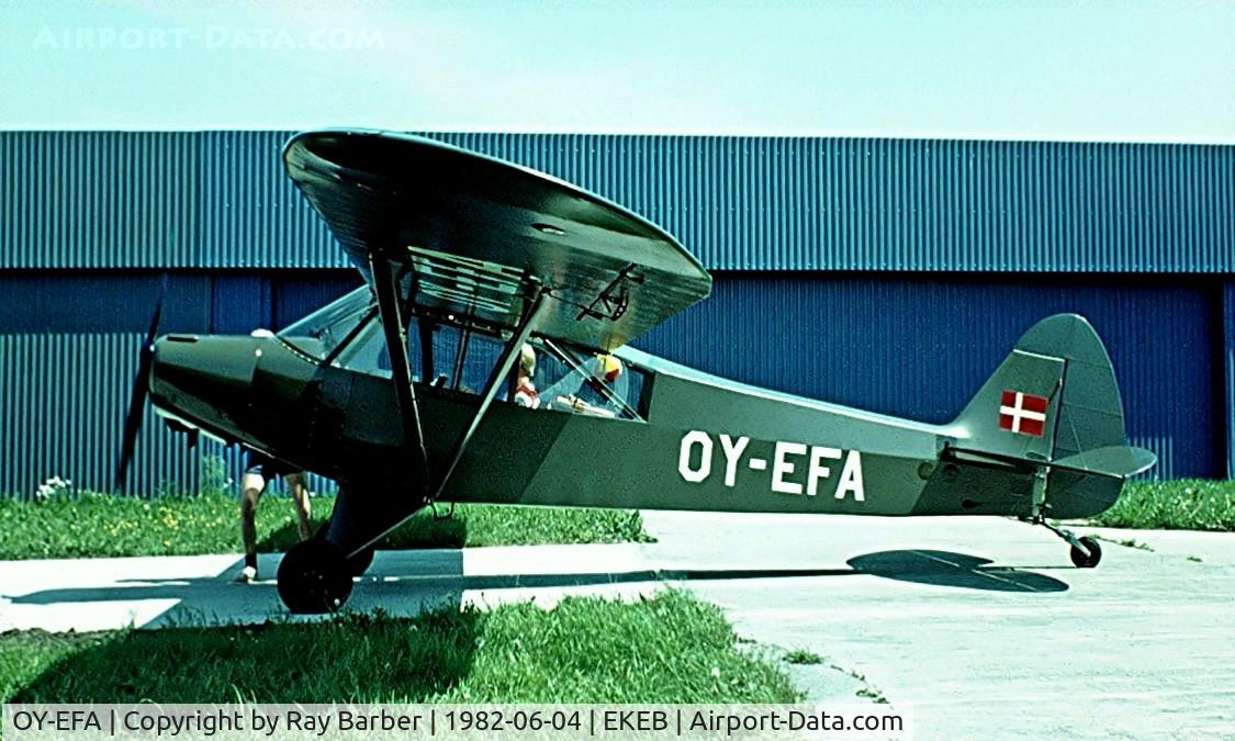 OY-EFA, 1951 Piper L-18C Super Cub (PA-18-95) C/N 18-1477, Piper PA-18-95 [18-1477] Esbjerg~OY 04/06/1982. Image taken from a slide.