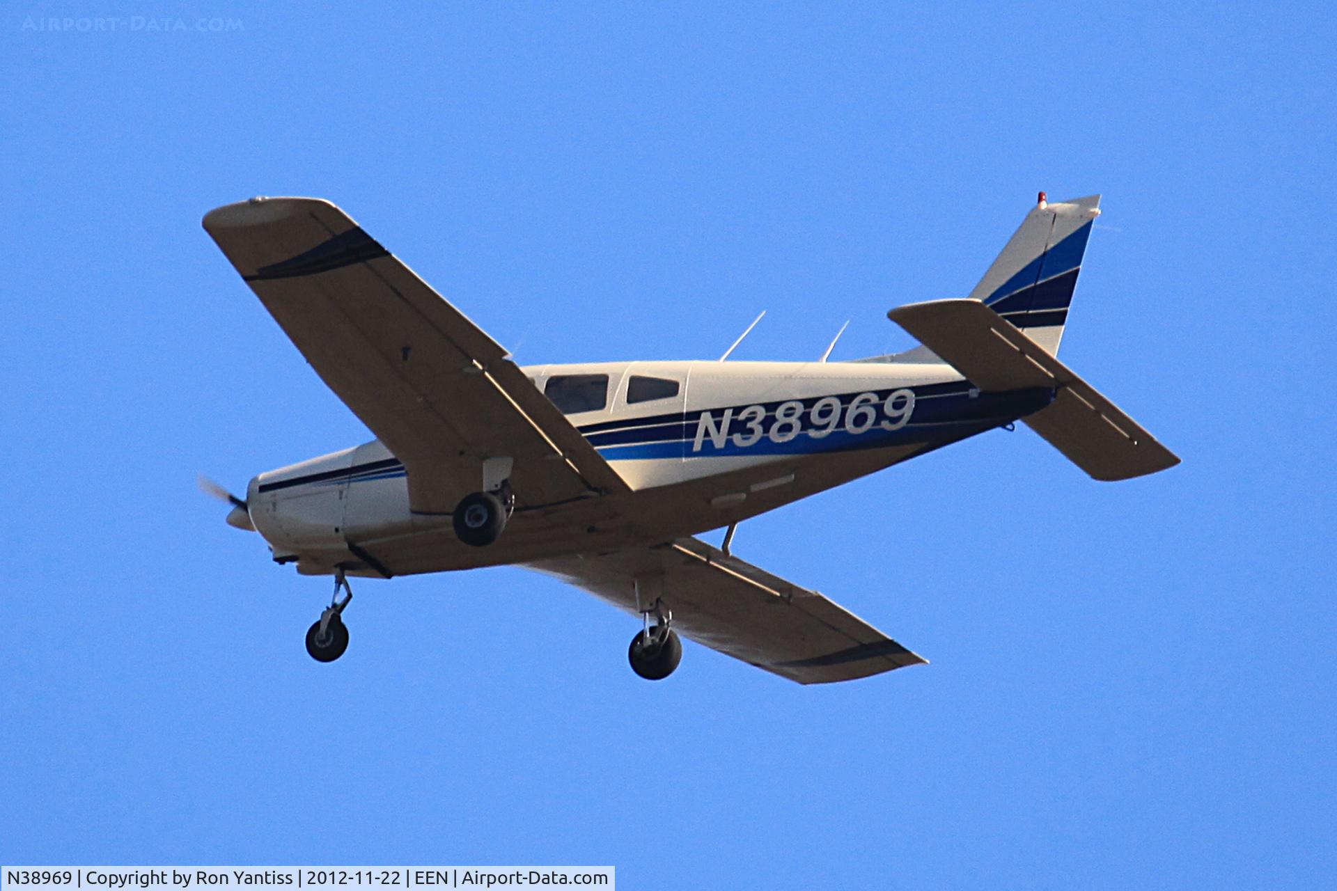 N38969, 1977 Piper PA-28-161 C/N 28-7716301, Straight-in final on the ILS runway 02, Dillant-Hopkins Airport, Keene, NH
