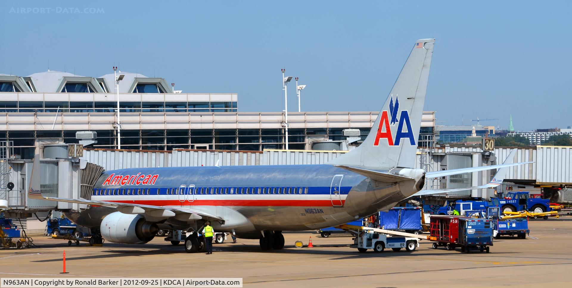 N963AN, 2001 Boeing 737-823 C/N 29543, DCA VA