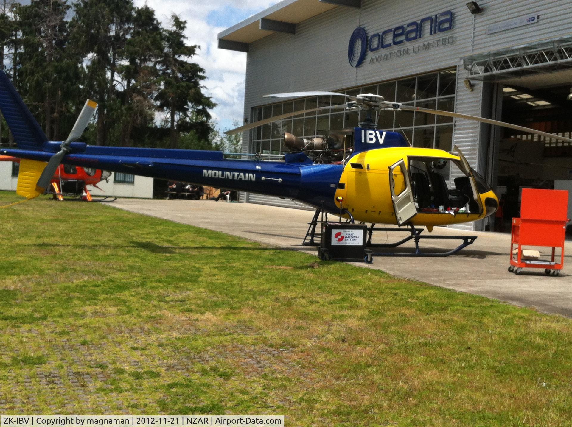 ZK-IBV, Aerospatiale AS-350B-2 Ecureuil C/N 3761, Outside Oceania Hanger