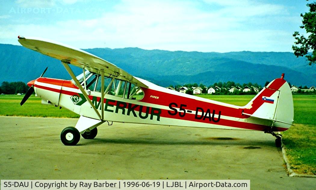 S5-DAU, 1979 Piper PA-18-150 Super Cub C/N 18-7909093, Piper PA-18-150 [18-7909093] Lesce-Bled~S5 19/06/1996