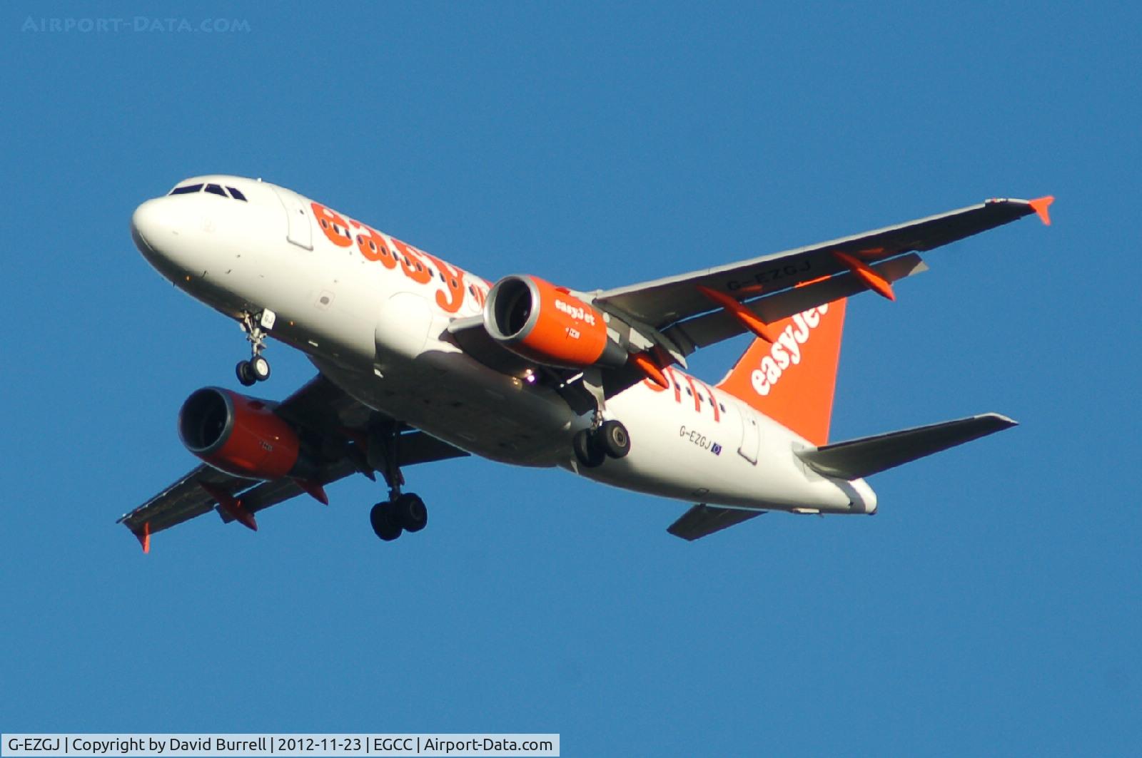 G-EZGJ, 2011 Airbus A319-111 C/N 4705, G-EZGJ Easyjet Airbus A319-111 on approach to Manchester Airport.