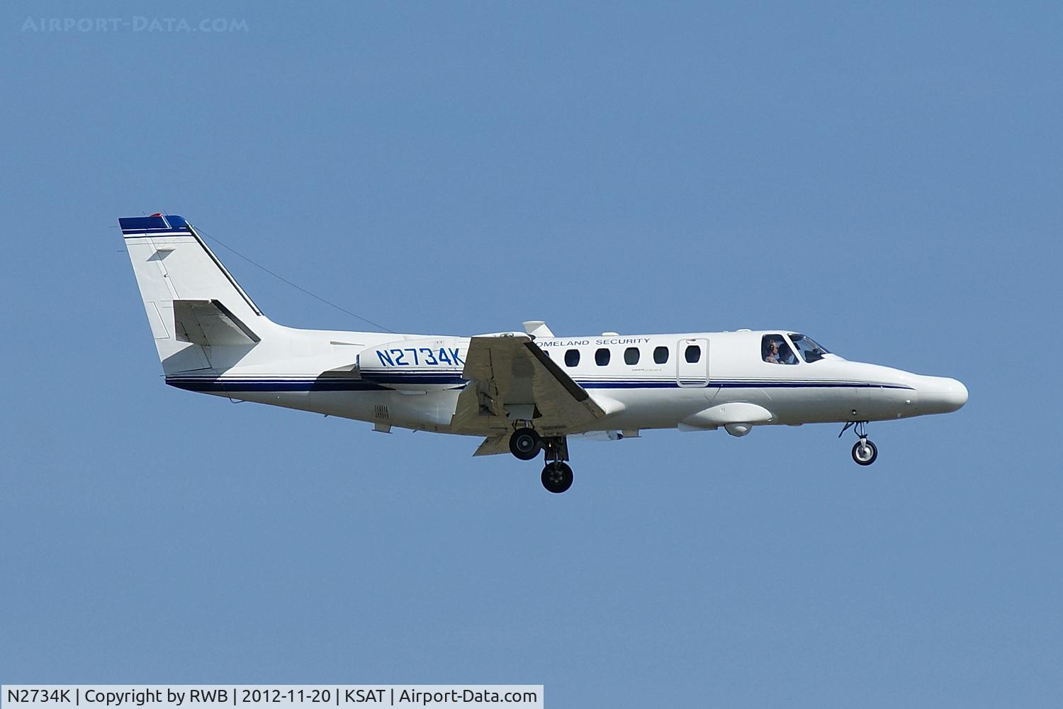 N2734K, 1989 Cessna 550 Citation II C/N 550-0595, On approach 12R