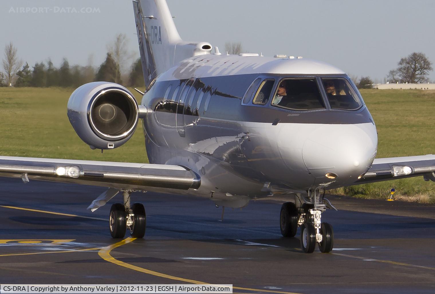 CS-DRA, 2004 Raytheon Hawker 800XP C/N 258686, Taxiing away from SaxonAir.