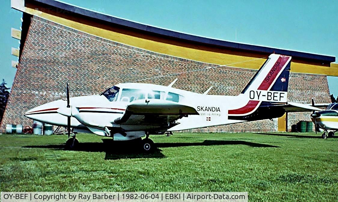 OY-BEF, 1976 Piper PA-23-250 Aztec F C/N 27-7654185, Piper PA-23-250 Aztec F [27-7654185] Billund~OY 04/06/1982. Image taken from a slide.