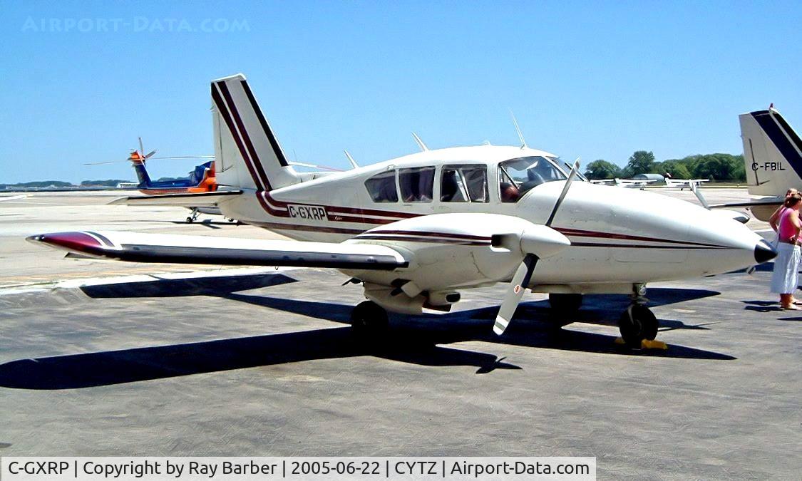 C-GXRP, 1973 Piper PA-23-250 Aztec E C/N 27-7305153, Piper PA-23-250 Aztec E [27-7305153] Toronto-City Centre~C 22/06/2005