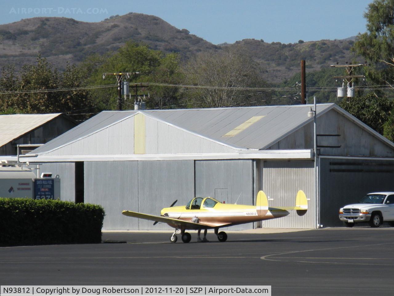 N93812, 1946 Erco 415C Ercoupe C/N 1135, 1946 ERCO Ercoupe 415-C, Continental A&C75 75 Hp, refueling