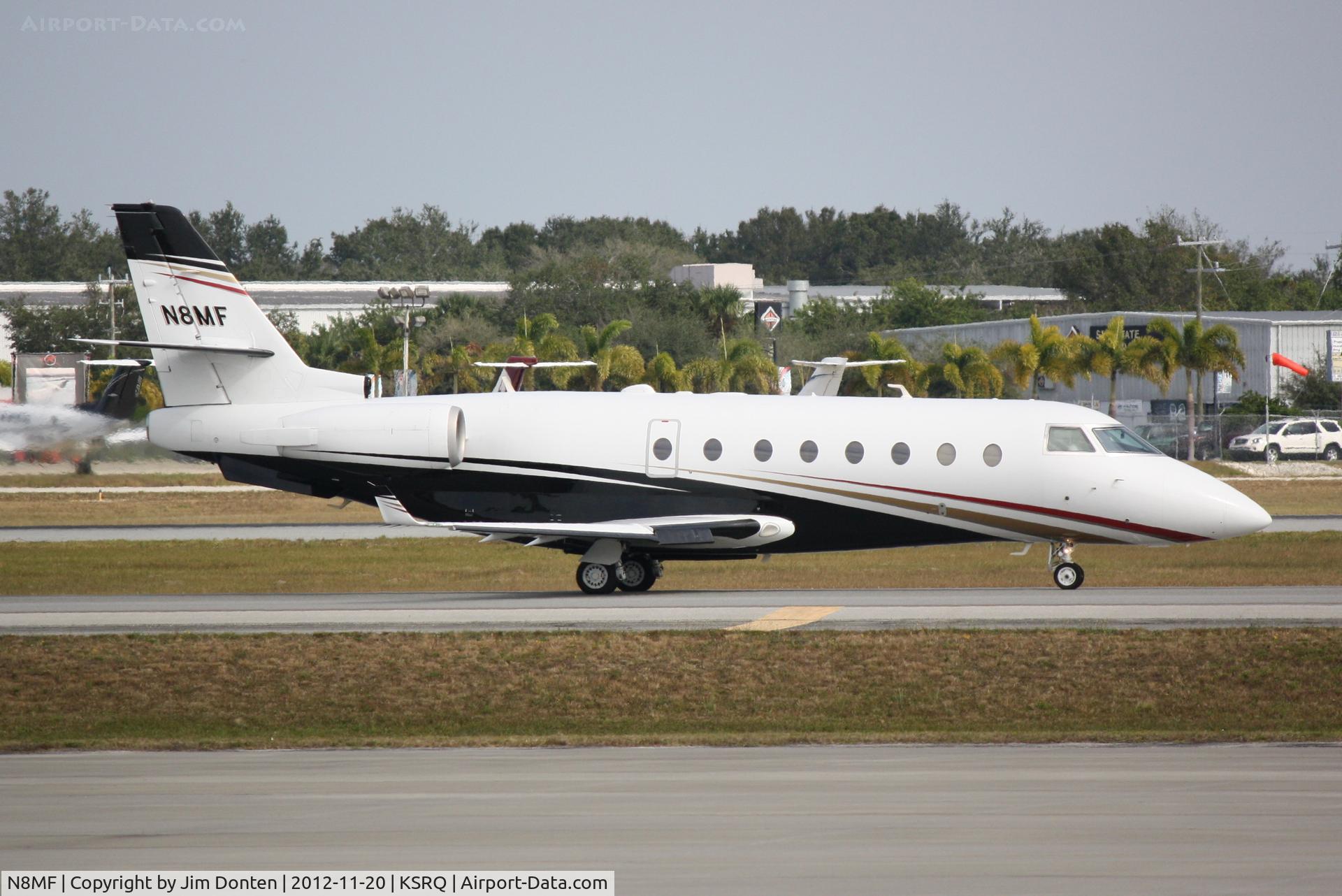 N8MF, 1999 Israel Aircraft Industries IAI-1126 Galaxy C/N 006, IAI Gulfstream G200 (N8MF) taxis at Sarasota-Bradenton International Airport