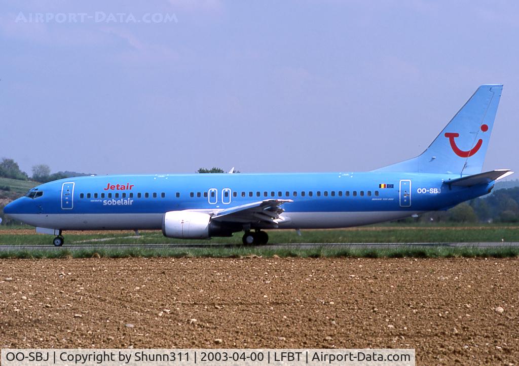 OO-SBJ, 1990 Boeing 737-46B C/N 24573, Taxiing to the Terminal via rwy 02 after landing...