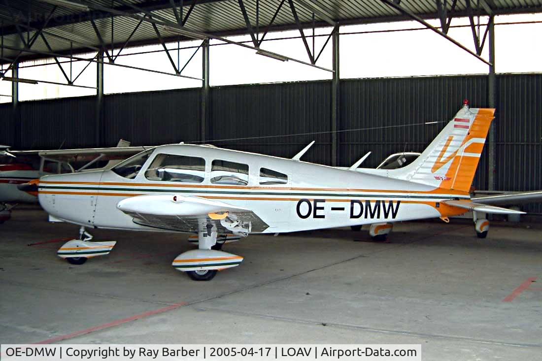OE-DMW, Piper PA-28-151 Cherokee Warrior C/N 28-7415364, Piper PA-28-151 Cherokee Warrior [28-7415364] Bad Voslau~OE 17/04/2005