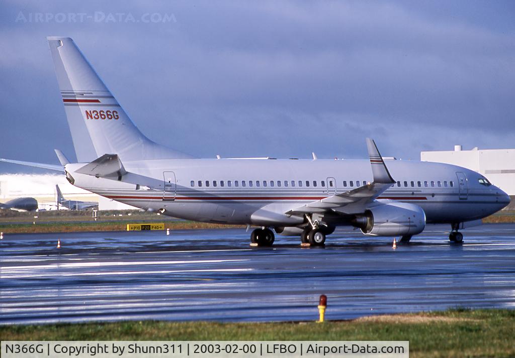 N366G, 1998 Boeing 737-75V BBJ C/N 28581, Parked at the old Terminal... Operated by General Electric Co.