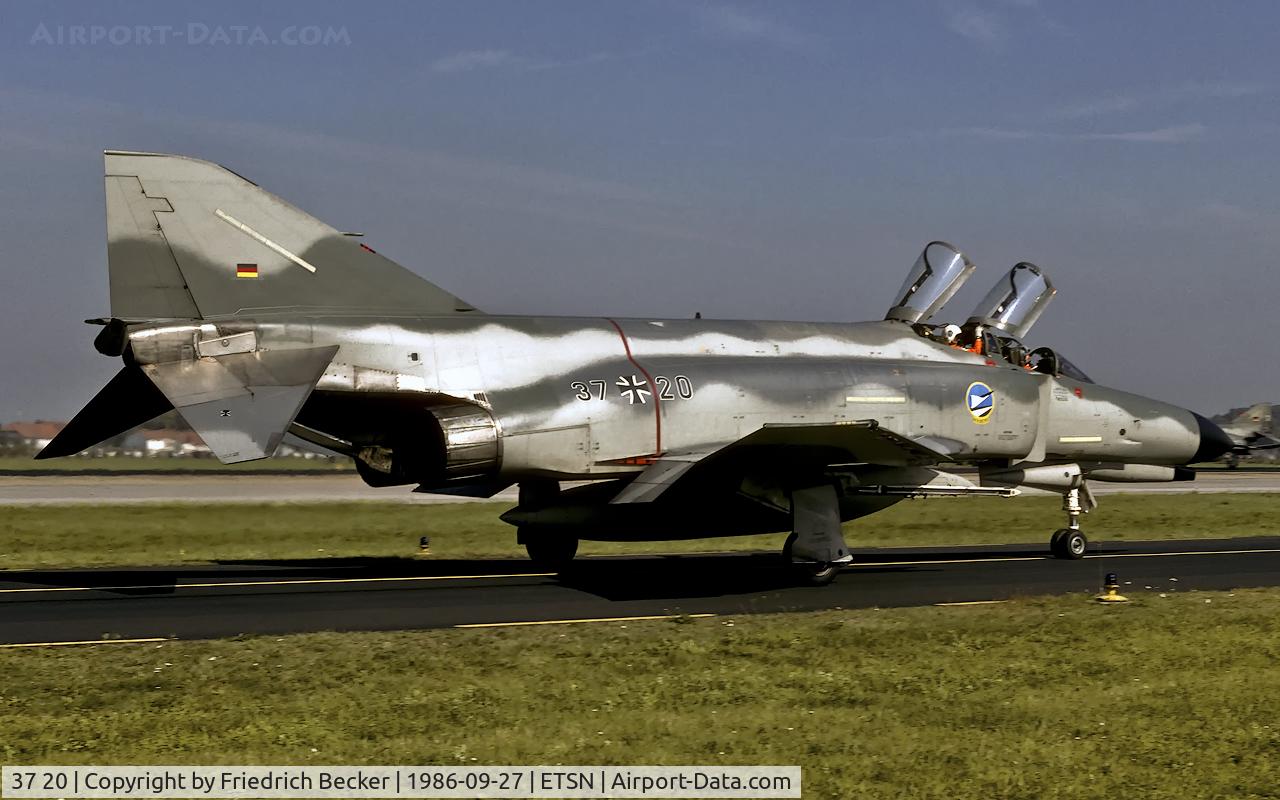 37 20, 1972 McDonnell Douglas F-4F Phantom II C/N 4397, taxying to the flightline at Fliegerhorst Neuburg