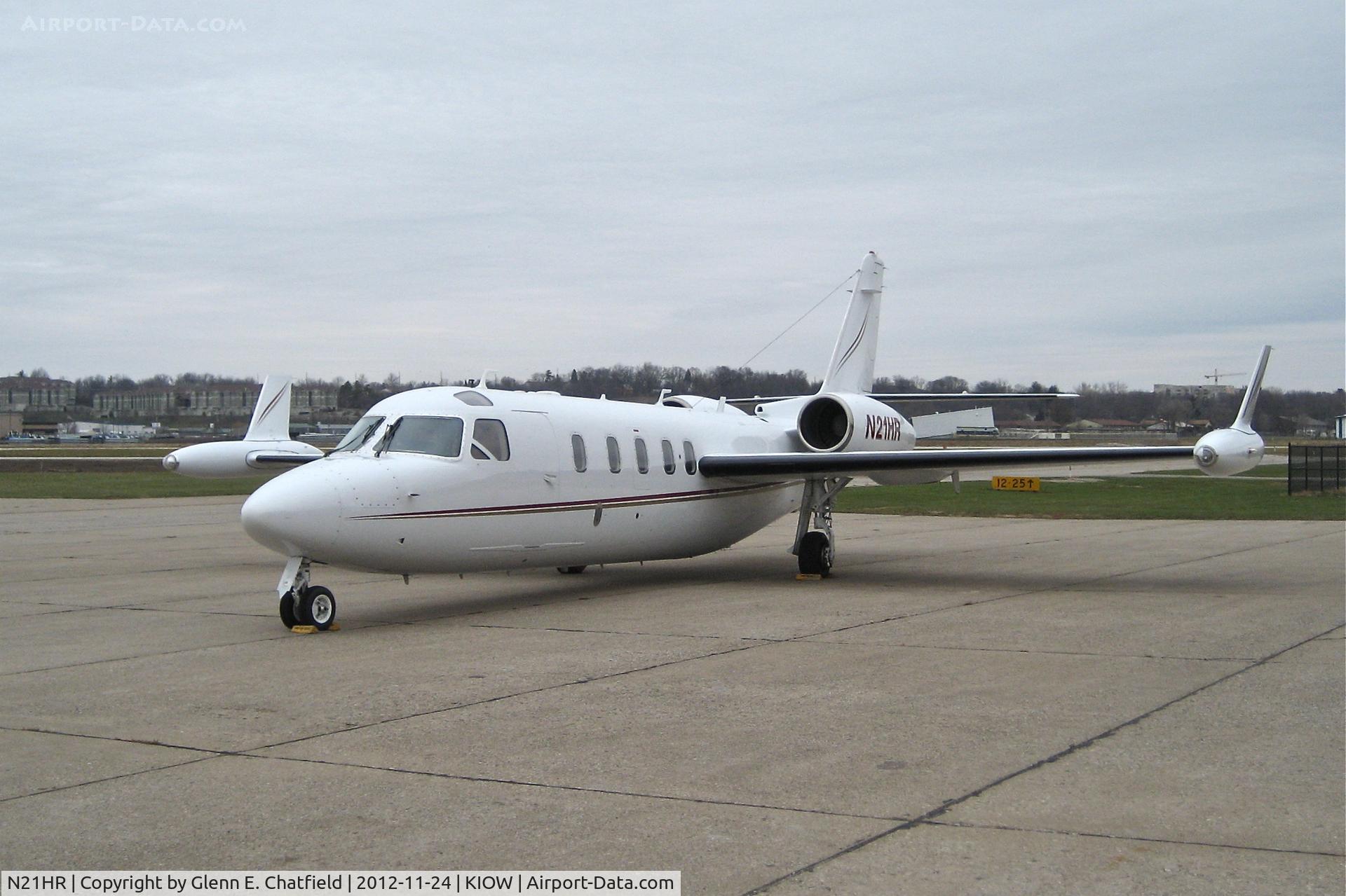 N21HR, 1981 Israel Aircraft Industries 1124A C/N 335, In for a visit