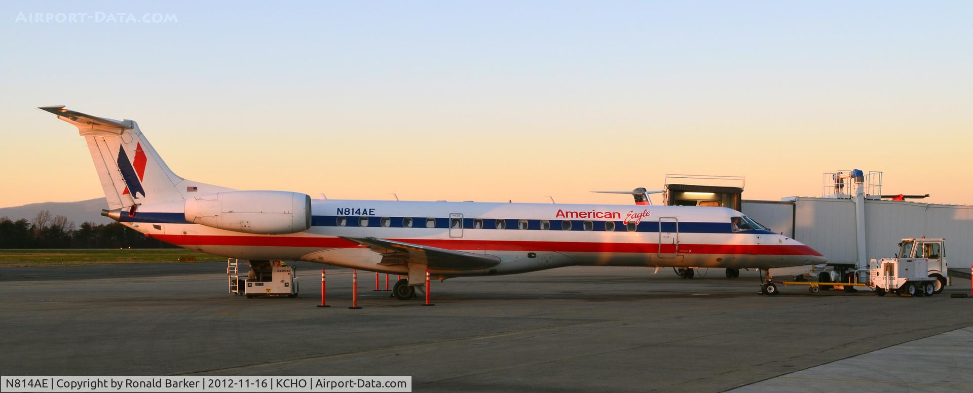 N814AE, 2001 Embraer ERJ-140LR (EMB-135KL) C/N 145541, CHO VA