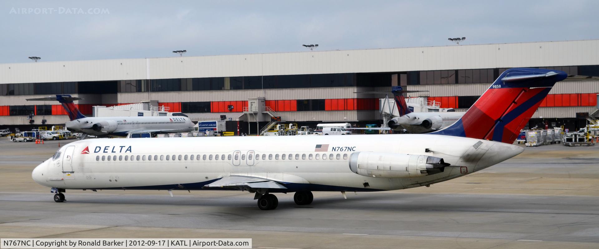 N767NC, 1977 McDonnell Douglas DC-9-51 C/N 47724, Taxi ATL