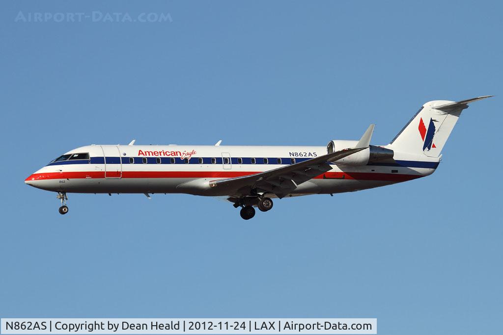 N862AS, 2001 Bombardier CRJ-200ER (CL-600-2B19) C/N 7476, American Eagle (SkyWest Airlines) N862AS (FLT SKW2625) from Phoenix Sky Harbor Int'l (KPHX) on short final to RWY 25L. SkyWest recently began flying for American Eagle.