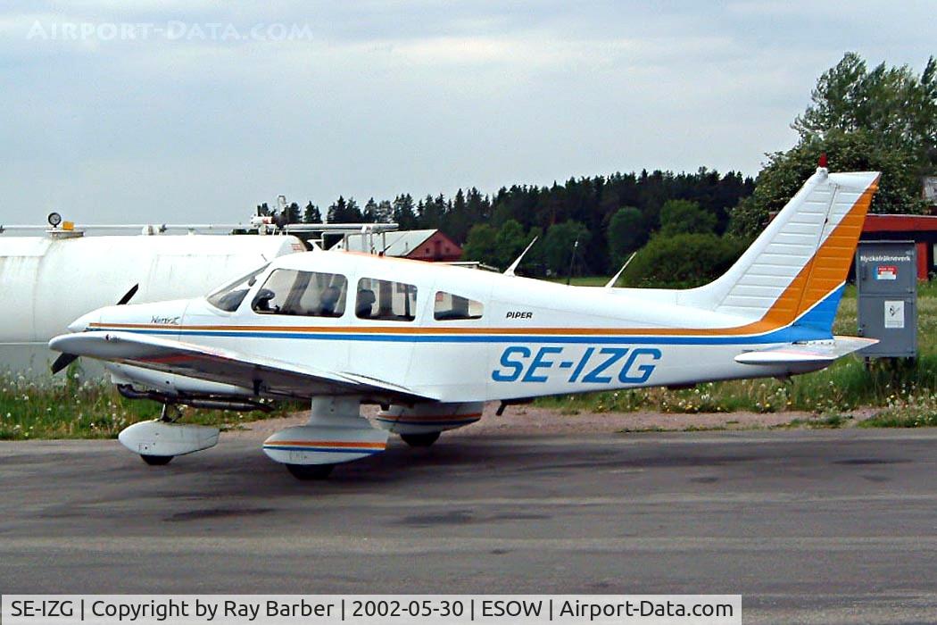 SE-IZG, Piper PA-28-161 Warrior II C/N 28-7916103, Piper PA-28-161 Warrior II [28-7916103] Vasteras-Johannisberg~SE 30/05/2002