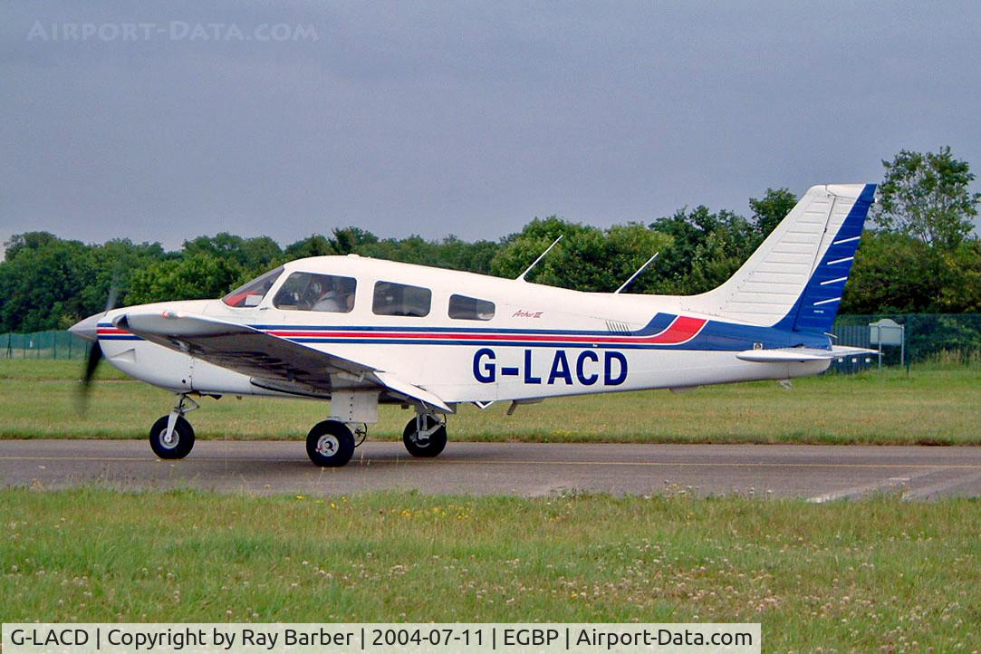 G-LACD, 1998 Piper PA-28-181 Cherokee Archer III C/N 2843157, Piper PA-28-181 Archer III [2843157] Kemble~G 11/07/2004