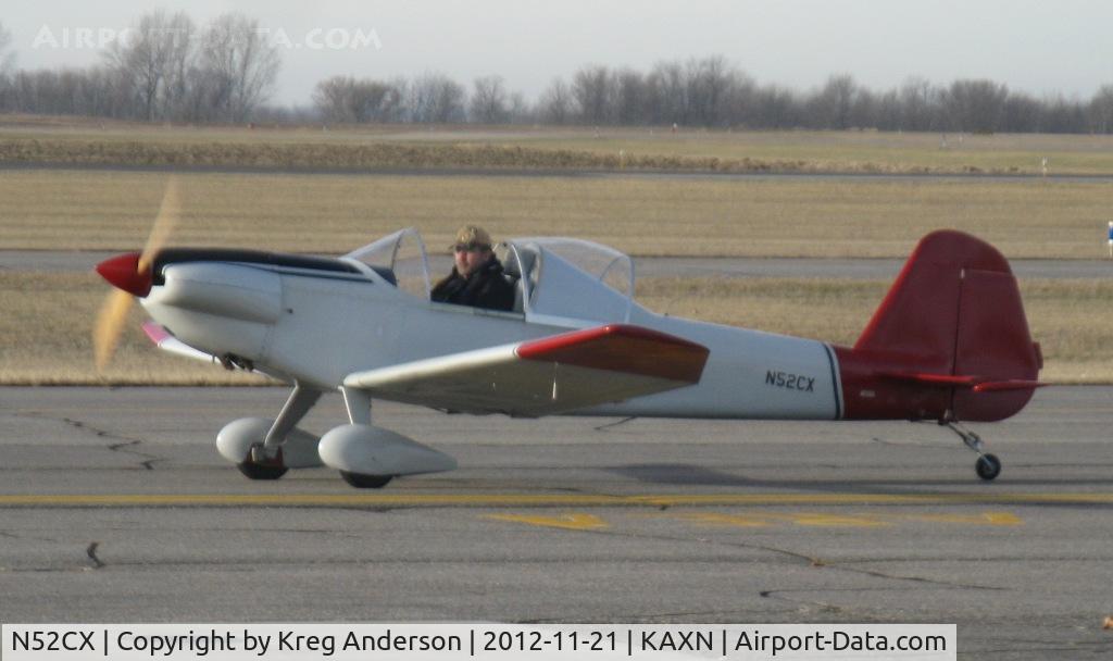 N52CX, Thatcher CX4 C/N 52, Thatcher CX4 taxiing to its hangar.