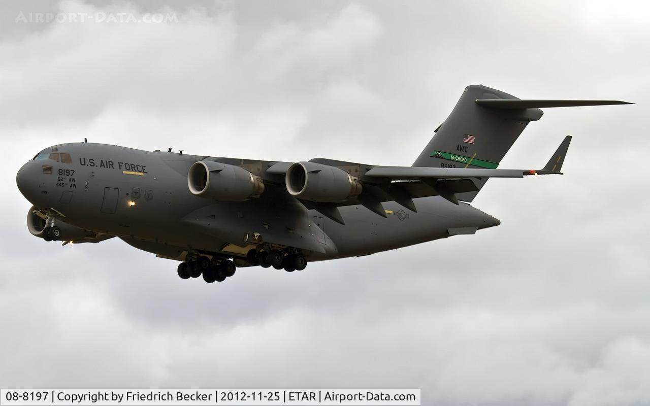 08-8197, 2008 Boeing C-17A Globemaster III C/N 50220/F219/P197, on final RW26