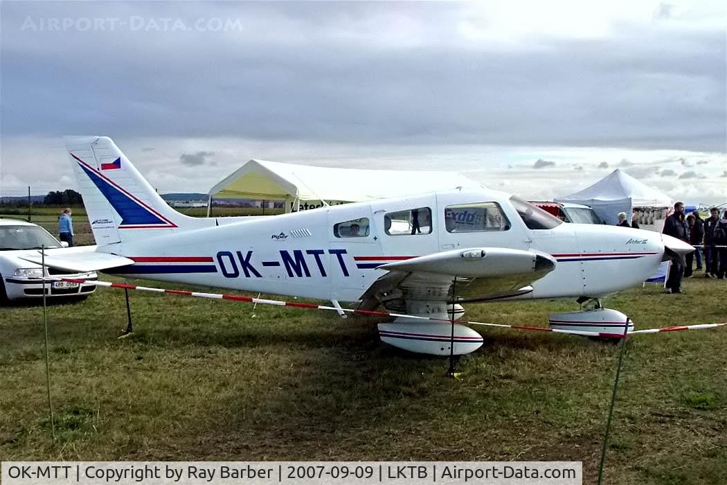 OK-MTT, Piper PA-28-181 Archer II C/N 2843566, Piper PA-28-181 Archer III [2843566] Brno~OK 09/09/2007