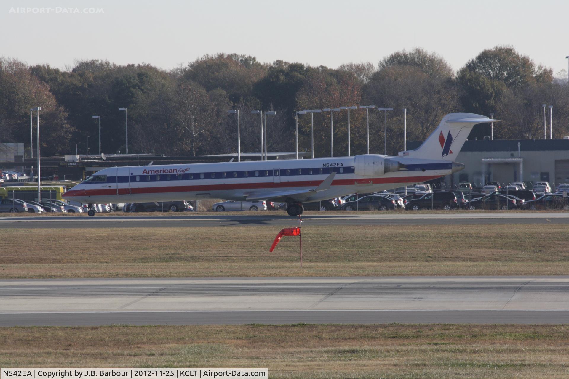 N542EA, Bombardier CRJ-702 (CL-600-2C10) Regional Jet C/N 10321, AMERICAN AIR