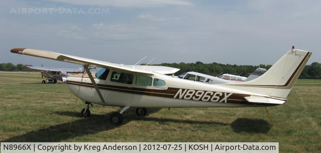 N8966X, 1961 Cessna 182D Skylane C/N 18253366, EAA AirVenture 2012