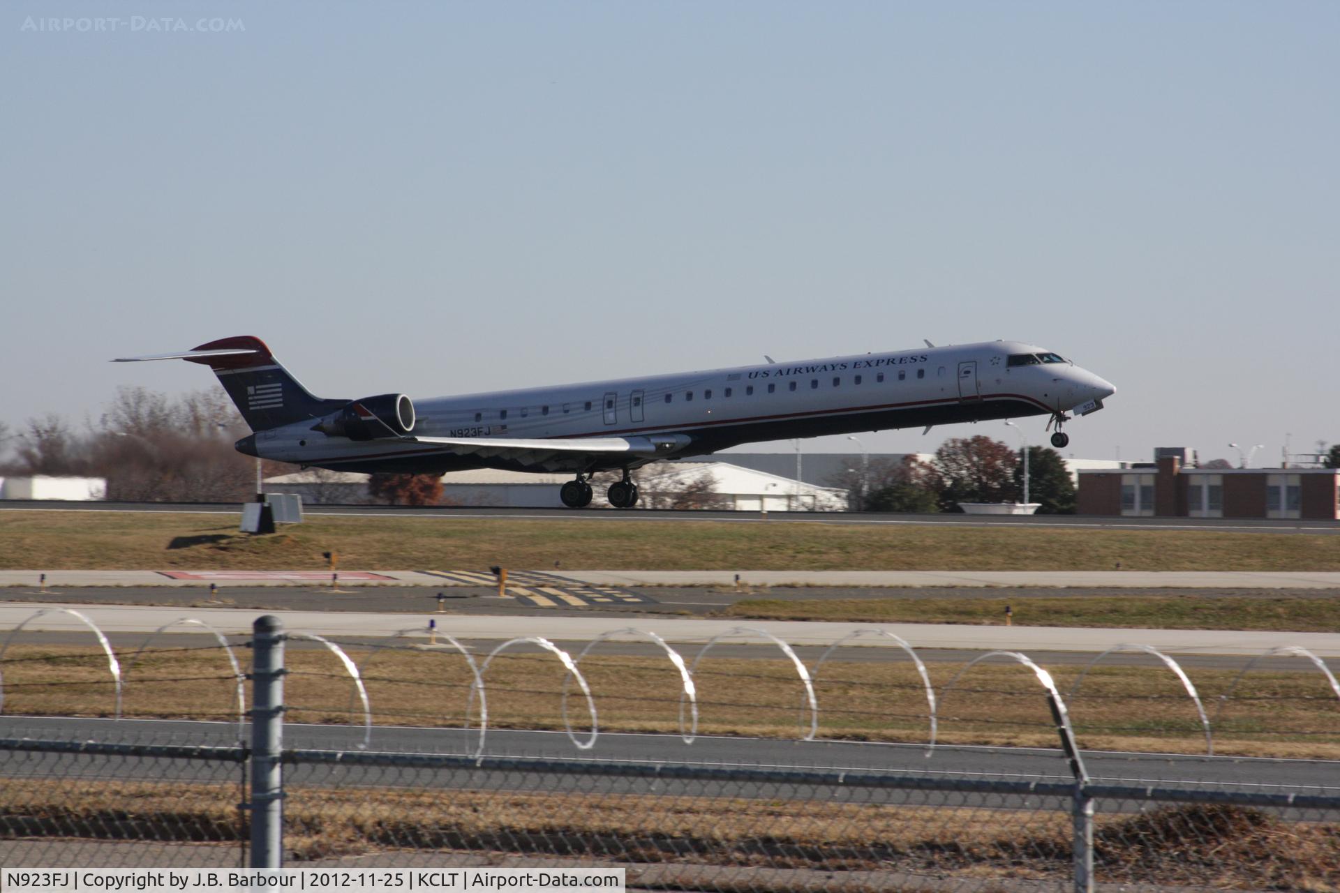 N923FJ, 2004 Bombardier CRJ-900ER (CL-600-2D24) C/N 15023, US AIR
