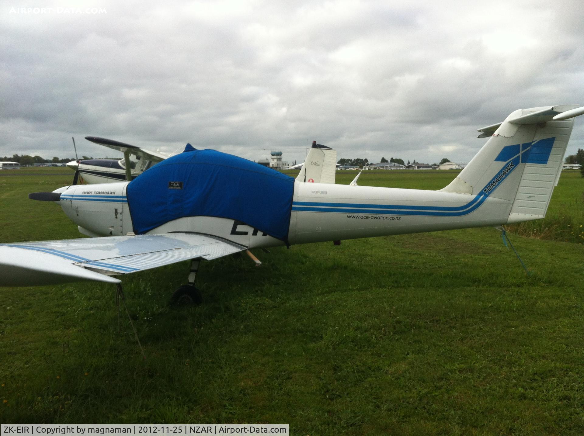 ZK-EIR, Piper PA-38-112 Tomahawk Tomahawk C/N 38-79A0219, Never seen this with the cover off in over a year!!